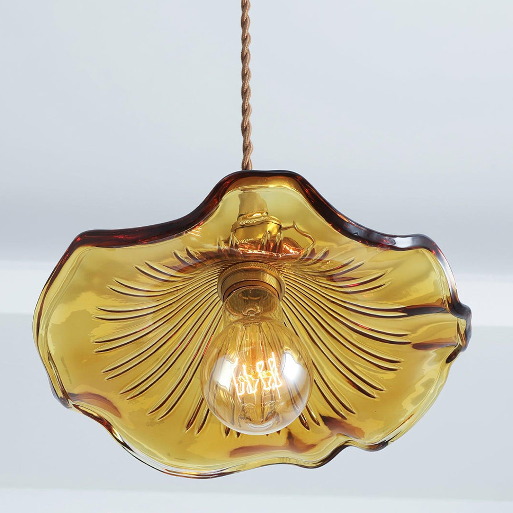 LumiHibiscus - Stijlvolle hibiscusbloem lamp voor een elegant interieur