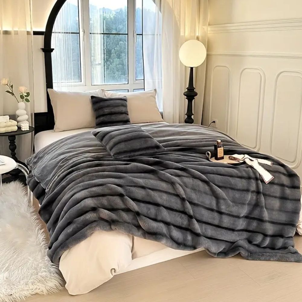 Mavi Warmte Deken | Ultrazacht Imitatiebont met Ruches 4